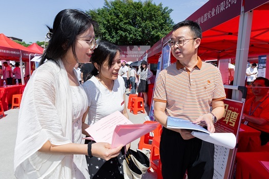 访企拓岗|书记深入企业，拓展校企合作新篇章(一）