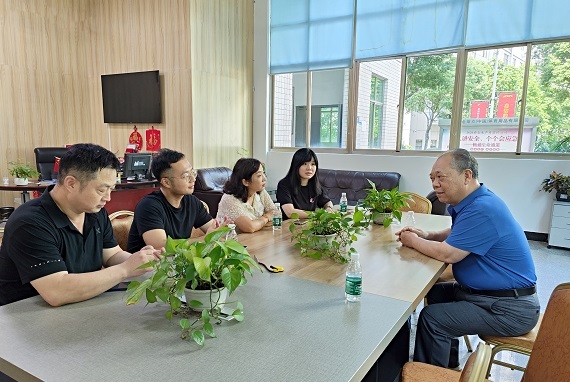 华光职业能力，服务社会发展