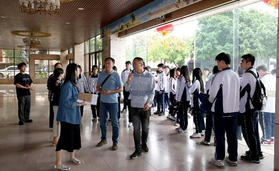 共筑职教桥梁 同育技能人才