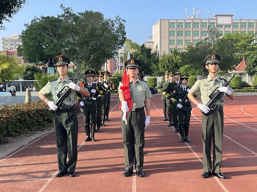 红旗漫卷学风劲，青春筑梦正当时 ——科技与工程学院举行第二次升旗仪式