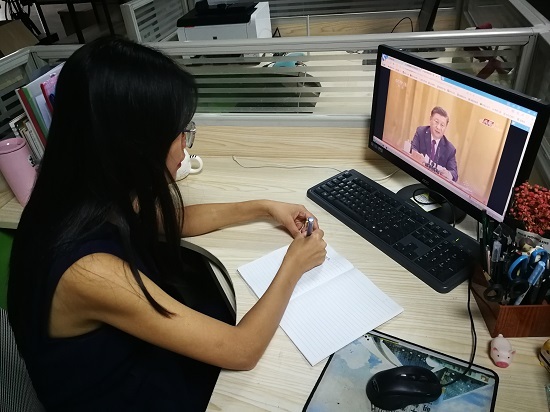 党课开讲啦—高校党组织战疫示范微党课-“致敬最美白衣天使，弘扬伟大抗疫精神”