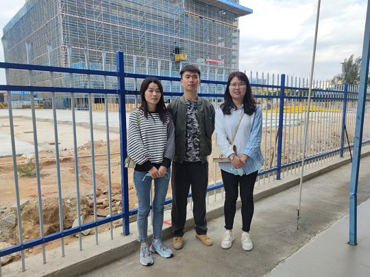 我院建工专业教师赴企业关心指导实习学生