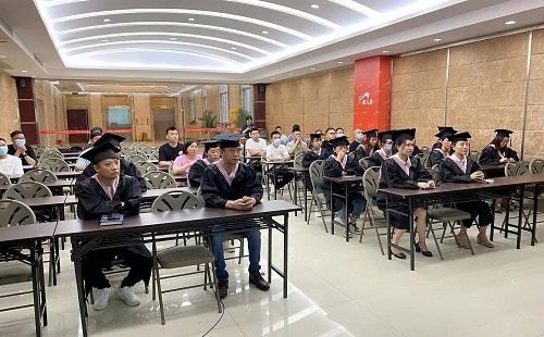 华光科技与工程学院2022届二元制贵人鸟毕业生毕业仪式