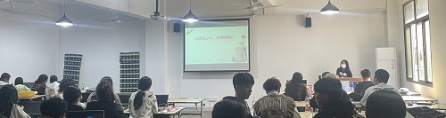 法律在心中，文明伴我行